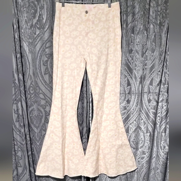 Pink Lily Jeans Pink Lily Flowered Flare Pants Poshmark